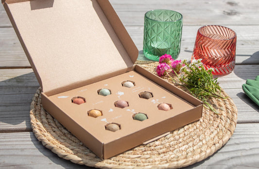 Brievenbus Bloembommetjes – Kleurrijk cadeautje vol bloemenmagie 🌼💌 - Happy City Plants
