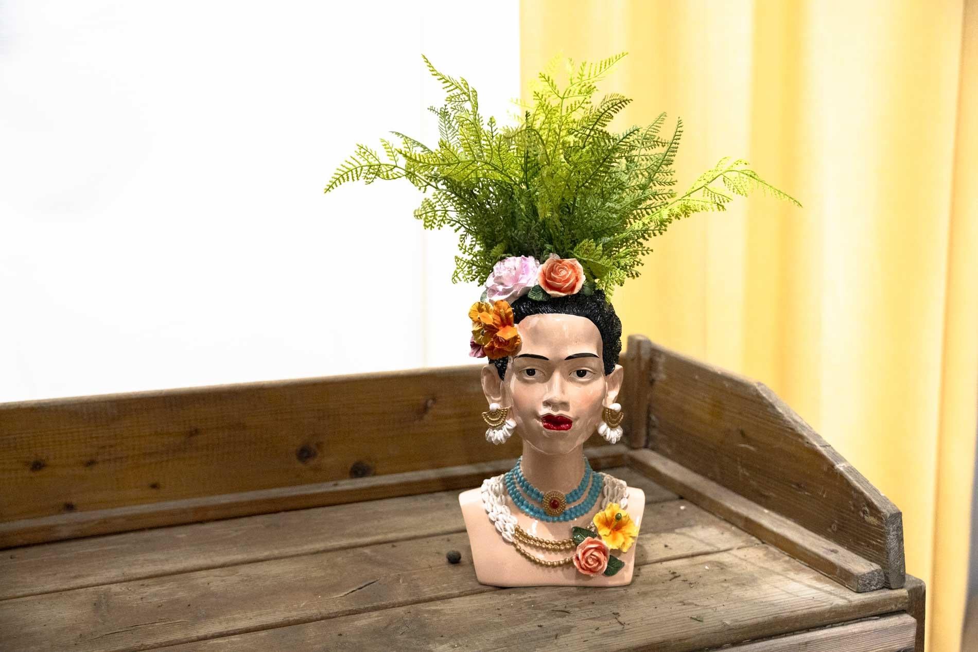 Flower Lady Vase - 30 cm - Waterproof Decorative Vase - Happy City Plants