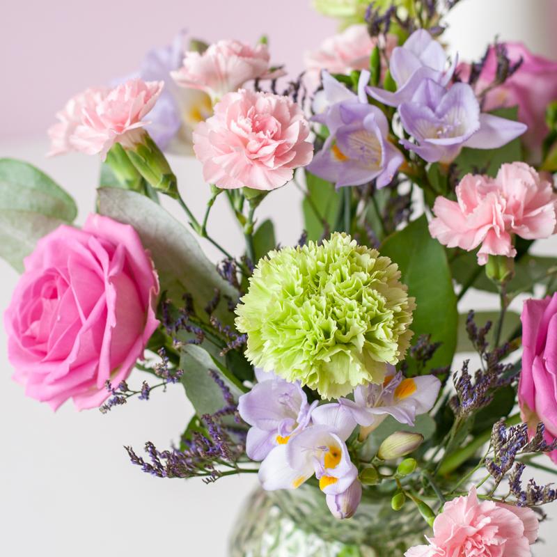 Sweetheart Brievenbus Bloemen – Lief, vrolijk & het perfecte cadeauboeket 💌🌸 - Happy City Plants