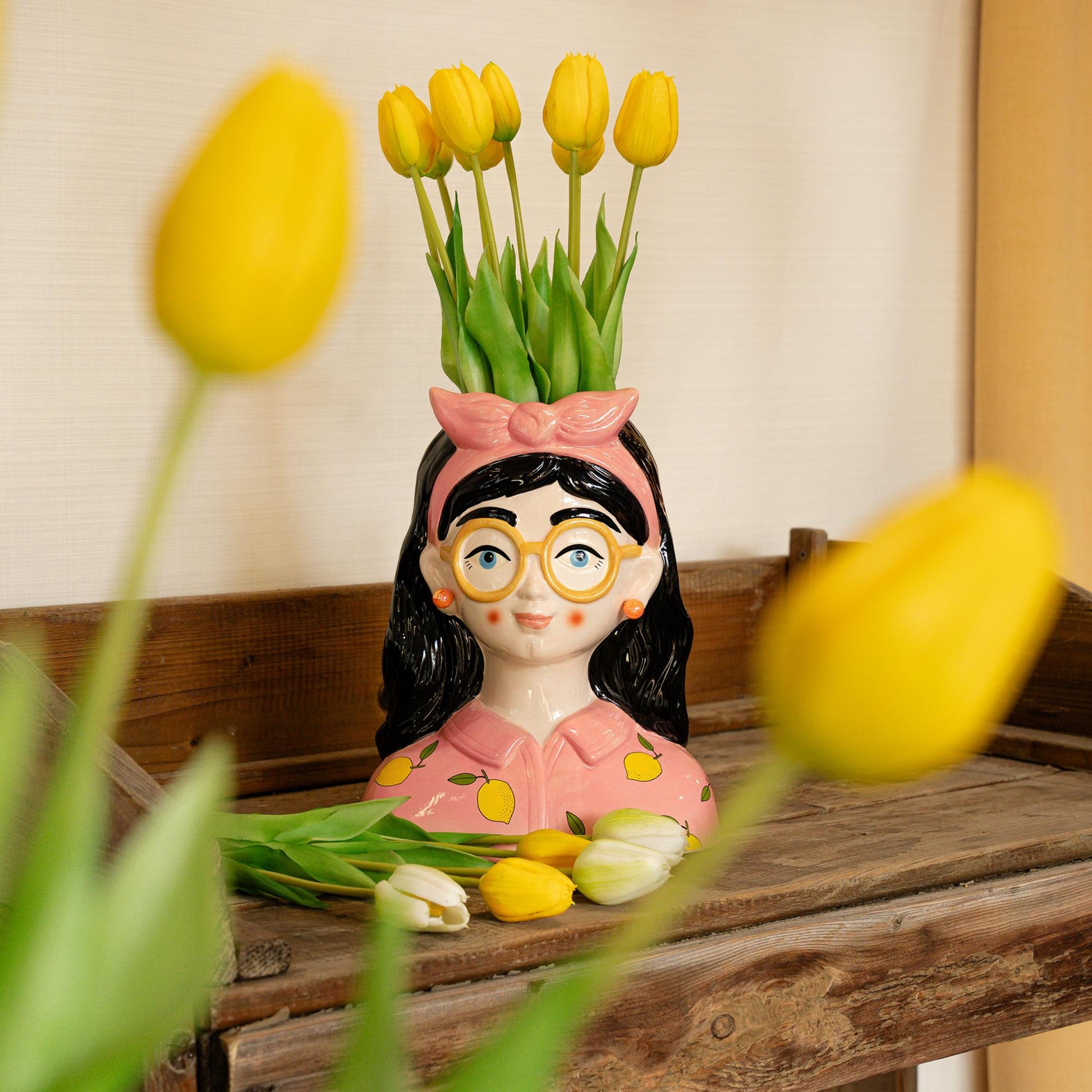 Vaas Vaas Lady 'Kylie' ↑ 27 cm + 10x real touch Tulpen Geel (yellow) - Happy City Plants